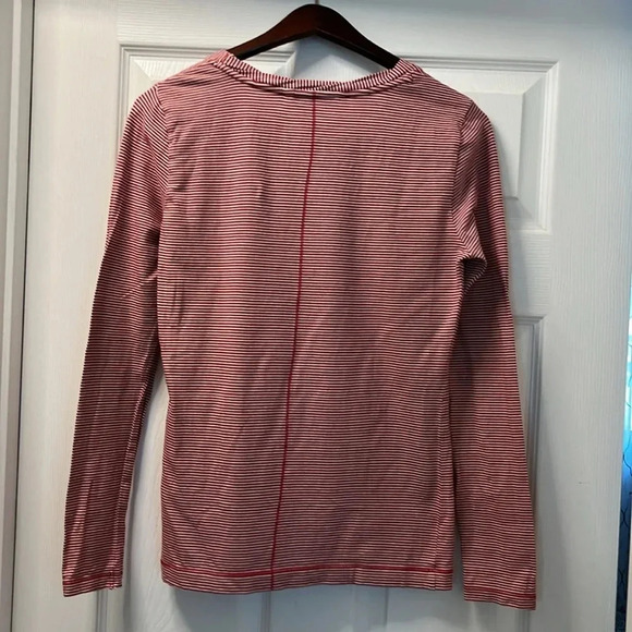 Cutter & Buck performance shirt - Picture 5 of 5